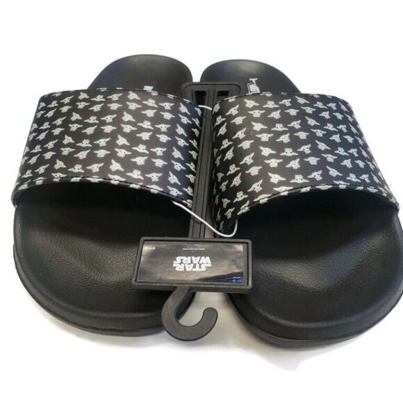 Star Wars Mens Size 11/12 THE MANDALORIAN The Child Slides Sandals Flip Flops - Picture 2 of 7